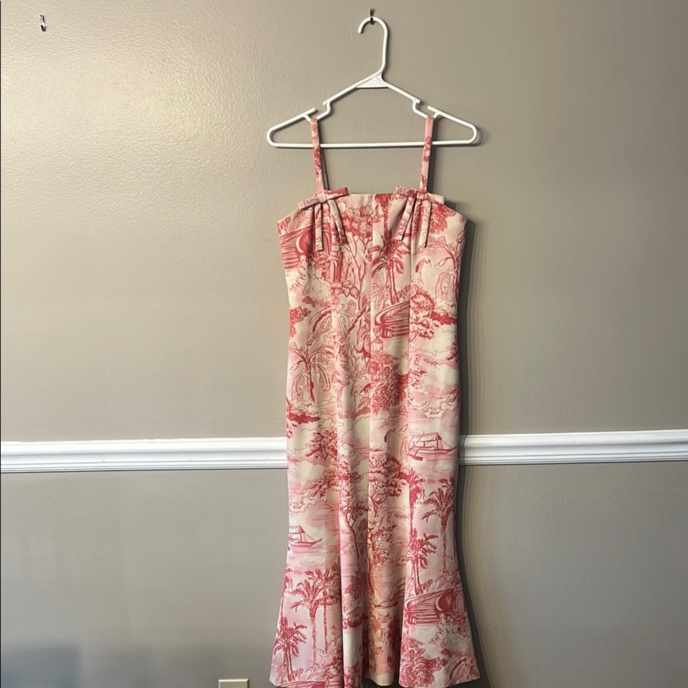 Elegant Pink Floral Dress - Picture 2 of 7